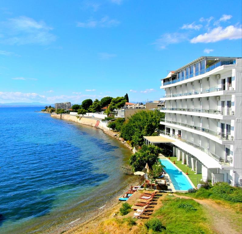 Peisaj de coastă în Grecia
